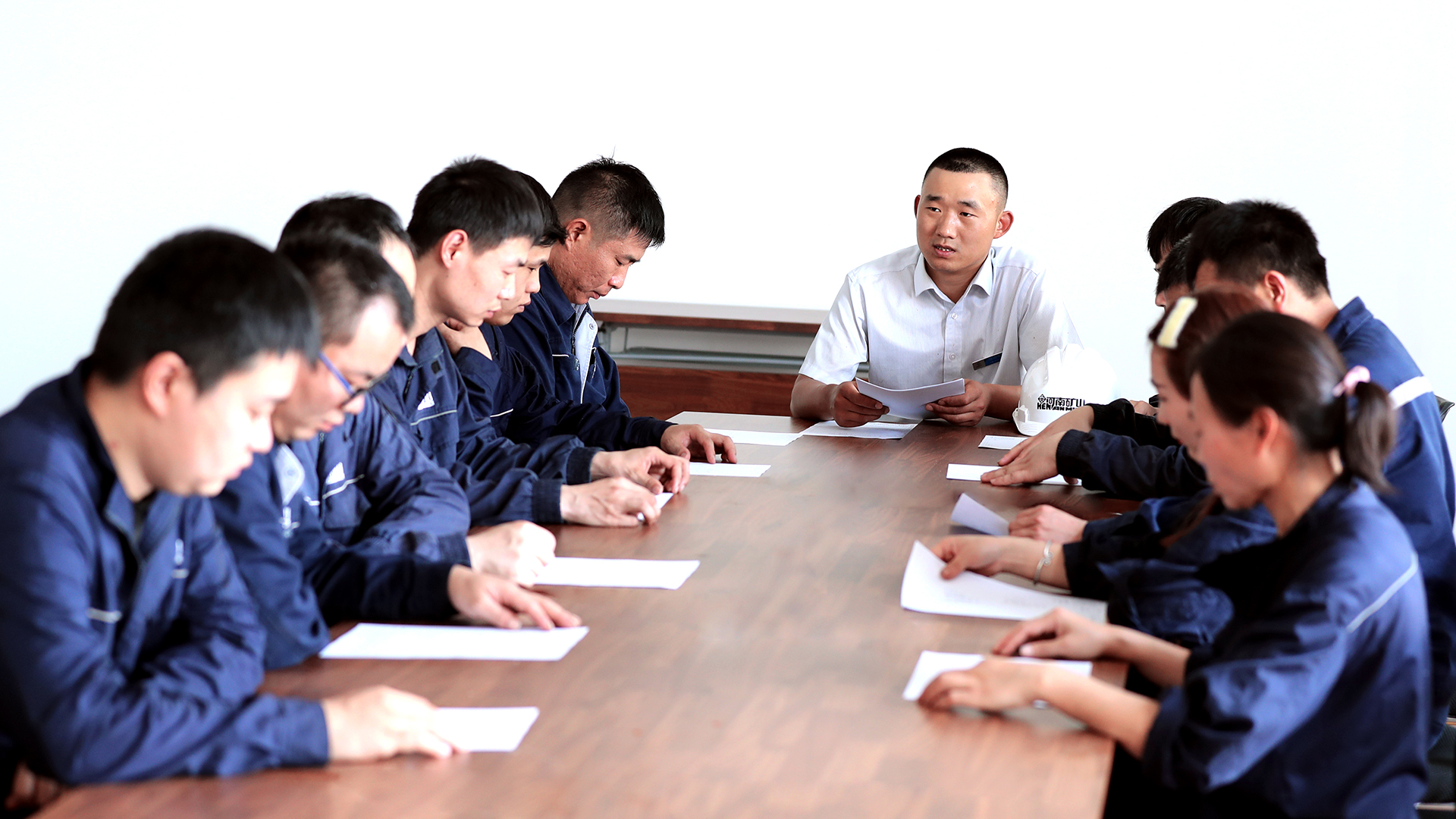 河南省礦山起重機(jī)有限公司
